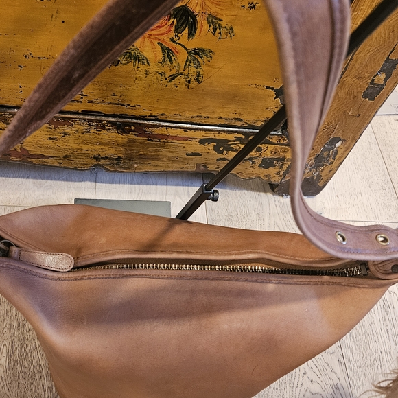 Vintage Coach Tan Leather Duffle Sac M9085 - Picture 6 of 10